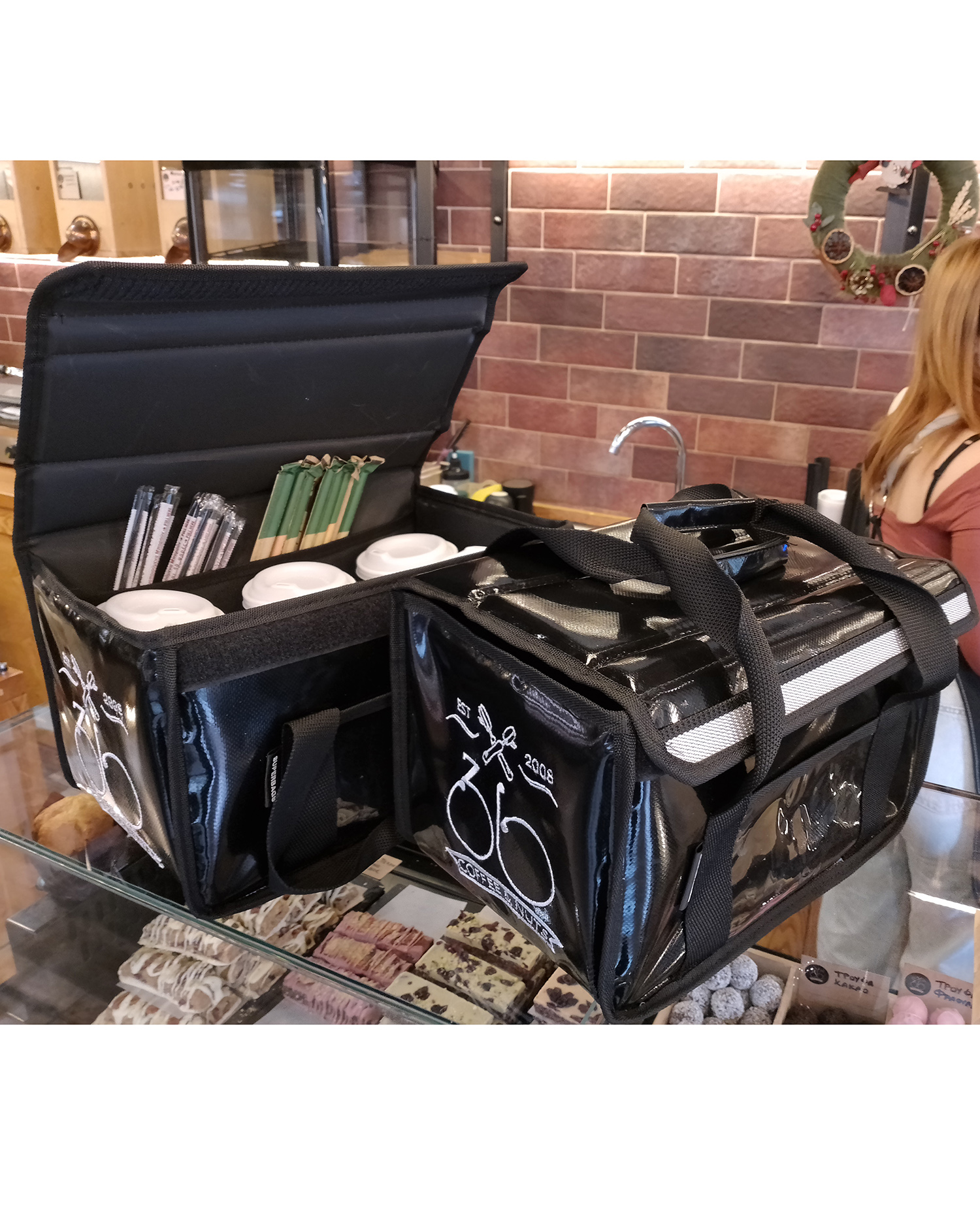 Coffee-41 Σάκος μεταφοράς 8 θέσεων καφέ Μήκος 41εκ, Ύψος 22εκ , Πλάτος 23εκ διατίθεται με βάση inox - Image 2