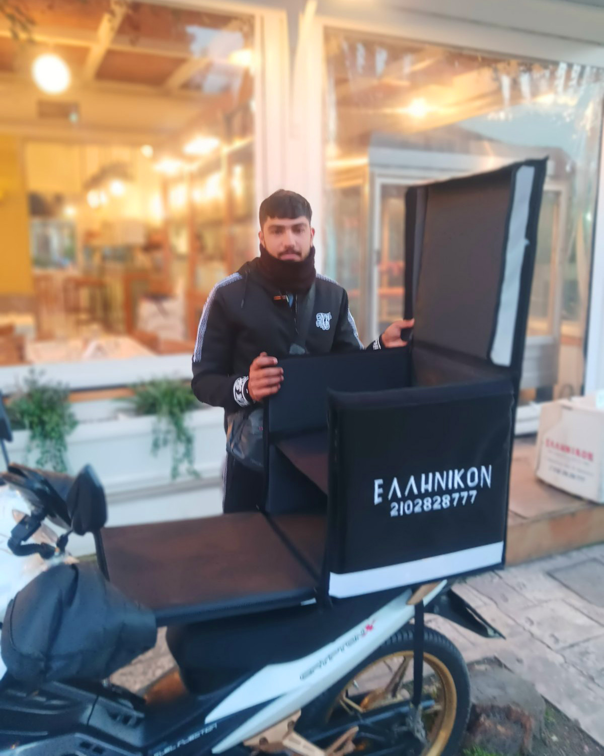 Ισοθερμικό Box Delivery B101, (Υψος 50, Φάρδος 48,Βάθος 48 )