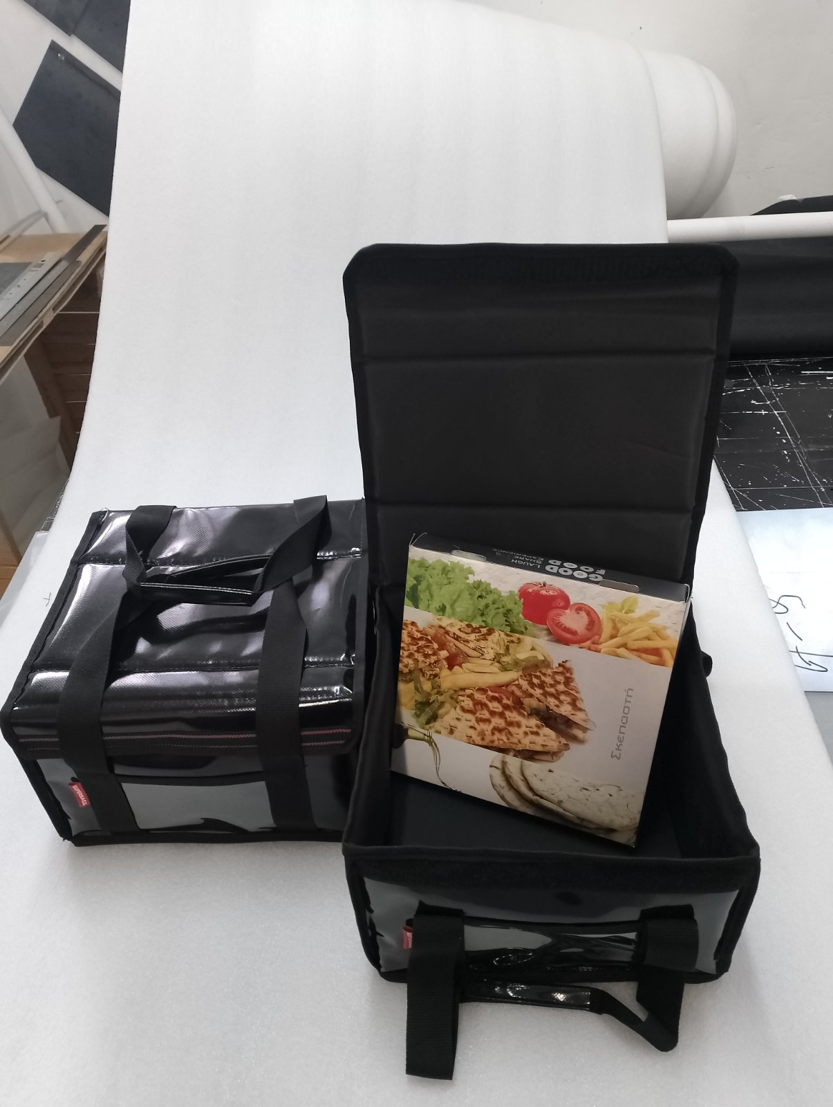 Β-13 Ισοθερμικός Σάκος B-13 Μήκος 41εκ, Ύψος 26εκ, Πλάτος 24εκ